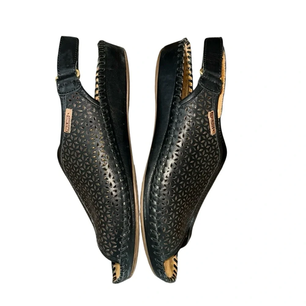 PIKOLINOS black leather